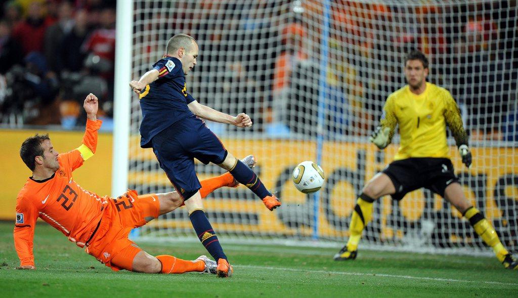Iniesta a inscrit le but libérateur face aux Pays-Bas en Afrique du Sud. [KEYSTONE - Georgi Licovski]