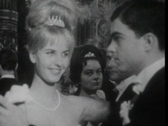 Le bal des débutantes, 1962. [RTS]