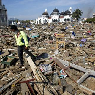 Banda Aceh, en Indonésie, est l'un des lieux qui a été le plus gravement touché par le tsunami. [AP Photo - Dita Alangkara]