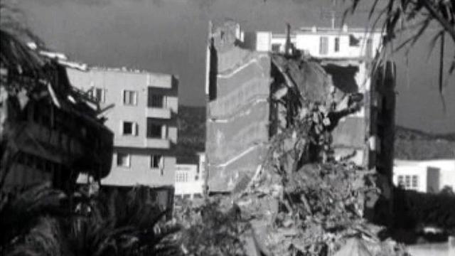 Un séisme a complètement détruit la ville marocaine d'Agadir.