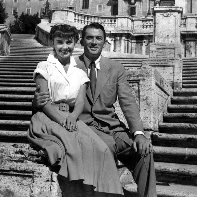 Audrey Hepburn et Gregory Peck dans "Vacances romaines" de William Wyler, 1953. [Paramount / The Kobal Collection / AFP]