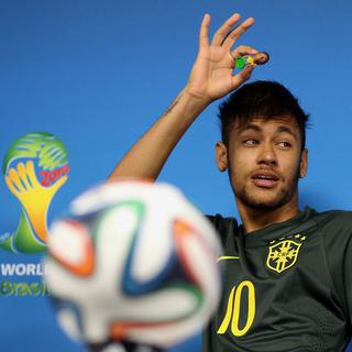 Le Brésil retient son souffle avant l'entrée en scène de Neymar et de ses coéquipiers. [AGIF/AFP - Fernando Soutello]