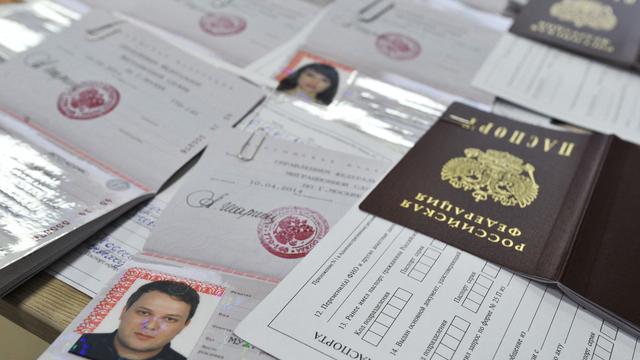 Moscou propose le passeport à tous les citoyens d'origine russe de l'ancienne URSS. [Sergey Kuznecov/RIA Novosti]