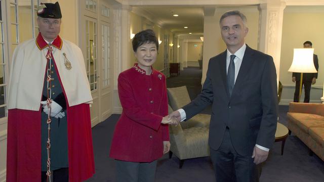 Le Neuchâtelois Didier Burkhalter a accueilli Park Geun-hye à Berne.