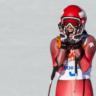 Dominique Gisin lors de sa victoire au Jeux Olympique de Sotchi (12.02.2014). [Jean-Christophe Bott]