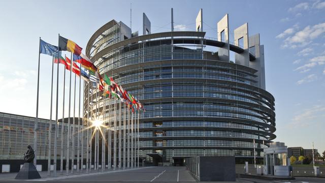 Bâtiment du parlement européen à Strasbourg, en France. [Martin Ruetschi]