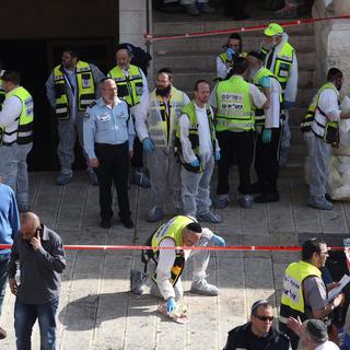 Au moins quatre fidèles ont été tués dans l'attaque de la synagogue.