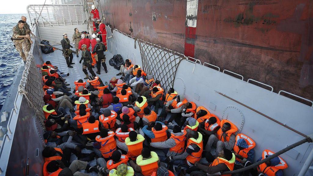 Migrants naufrage sauvetage Méditerranée Mare Nostrum