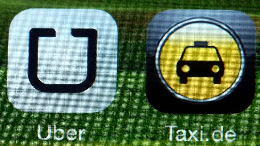 Le service controversé de taxi Uber a été interdit d'exercer son activité en Allemagne. [EPA/JENS BUETTNER]