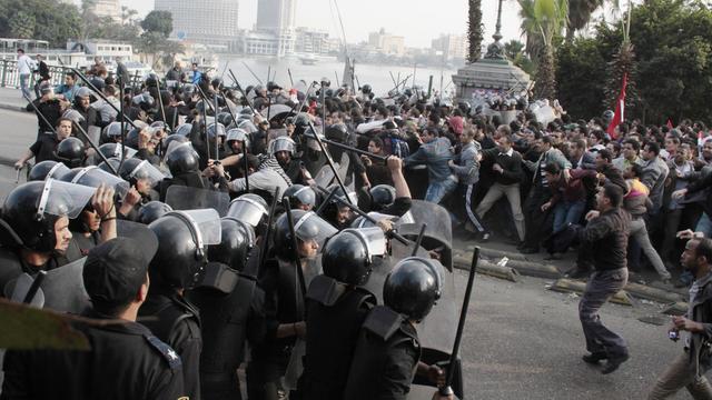 Il y a trois ans, les Egyptiens descendaient dans les rues pour dénoncer les brutalités policières et la toute-puissance de la sureté d’Etat. [AP Photo]
