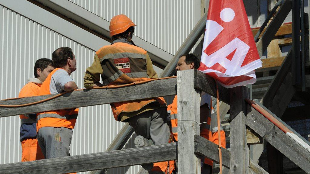 De nombreux cas de dumping salarial sur des chantiers ont été constatés en Suisse. [Steffen Schmidt]