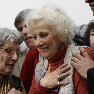Estela Carlotto, présidente et fondatrice des Grands-mères de la place de Mai en Argentine, mène son combat depuis des dizaines d'années. [AP Photo/Victor R. Caivano]