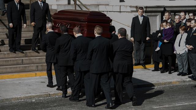 La famille et les amis de Philip Seymour Hoffman étaient devant l'église catholique Saint Ignace de Loyola, sur Park avenue à Manhattan. [Getty Images/AFP]