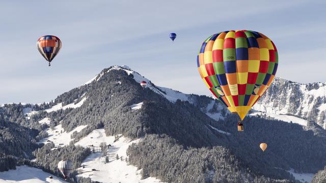 Les traditionnels ballons dans le ciel de Château-d'Oex. [Aline Staub]