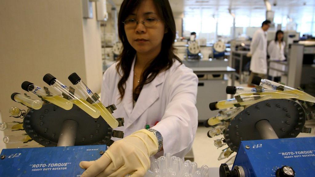 Asie Chine laboratoire recherche science scientifiques