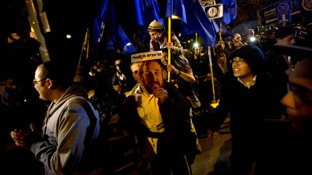 Les revendications des manifestants extrémistes juifs attisent les tensions à Jerusalem-Est. [AP Photo/Sebastian Scheiner]