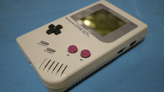 La Game Boy a fait rêver de nombreux enfants à travers le monde. [Low-Gain Electronics - Flickr]