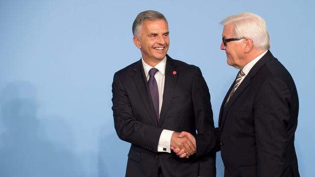 Didier Burkhalter a été salué par le ministre allemand des Affaires étrangères Frank-Walter Steinmeier.