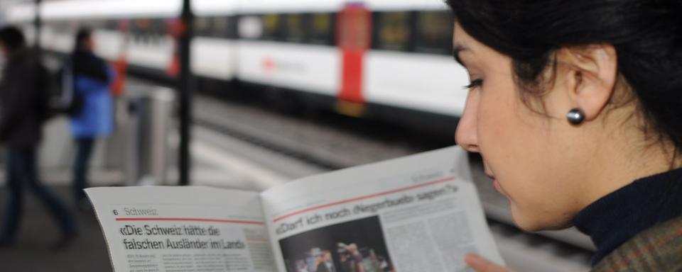 Leila, Française de 36 ans d'origine afghane, vit depuis neuf ans en Suisse. [RTS - Stéphane Deleury]