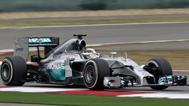 Lewis Hamilton entend bien confirmer en Chine la suprématie de Mercedes sur le circuit. [Alexander F. Yuan]