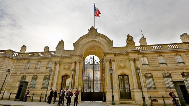 L'entrée du palais de l'Elysée, à Paris. [RTS - Laurent Bleuze]