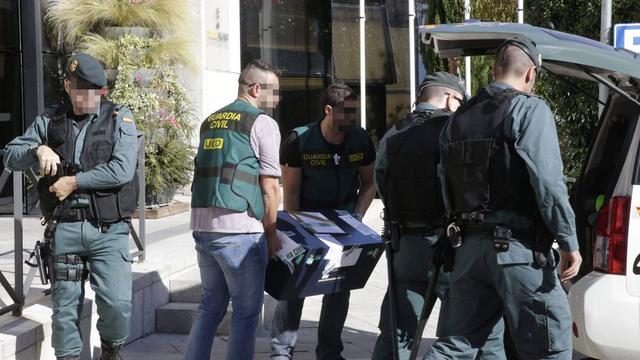 La police espagnole a procédé à plus de 50 arrestations dans le cadre de son enquête.