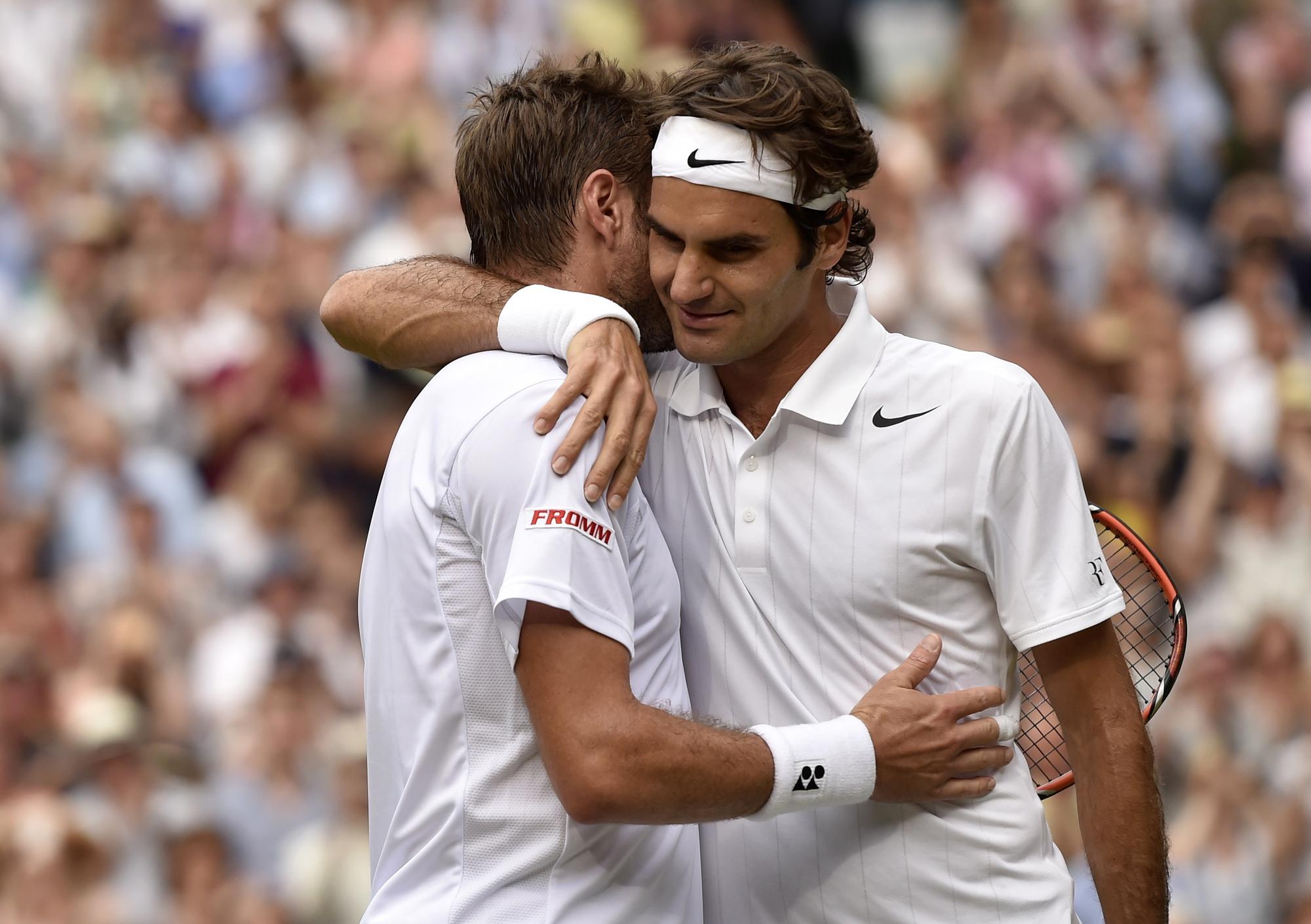 Federer fête sa 14e victoire contre son pote Wawrinka. [REUTERS - Melville]