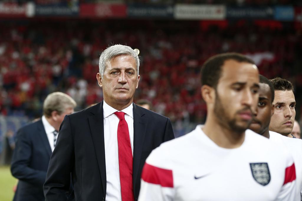 Vladimir Petkovic a du pain sur la planche en vue du déplacement en Slovénie. [Keystone - Peter klaunzer]