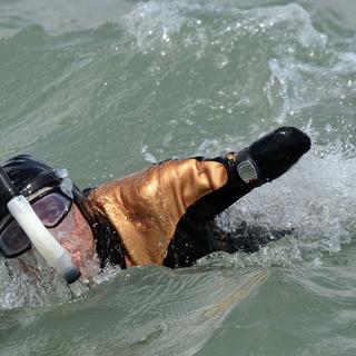 Le nageur amputé Philippe Croizon à La Rochelle, l4 27 mai 2010. [Pierre Andrieu]