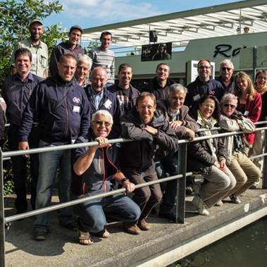 L'équipe du Journal du dimanche lors de la sotie en bateau sur le Lac de Neuchâtel le 15 juin 2014. [Christian Galley]