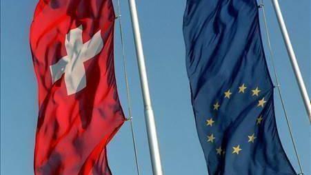 Des négociations bilatérales sont en cours entre la Suisse et l'UE. [RTS]