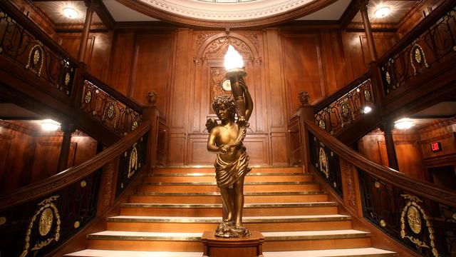 La reconstitution du Grand Escalier du Titanic. [titanic-expo.ch]