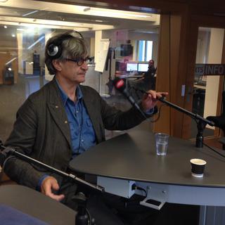 Wim Wenders au micro de l'émission Forum le 8 octobre 2014. [RTS - Jérôme Zimmermann]
