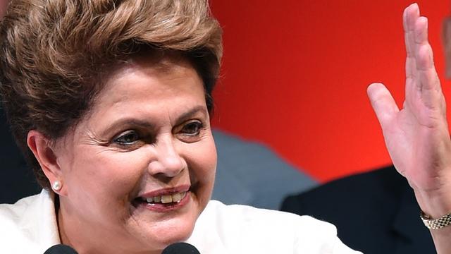 Dilma Rousseff prononce un discours après sa victoire, le 26 octobre 2014. [AFP PHOTO / EVARISTO SA]