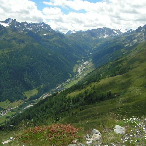 Vue du Val Bedretto. [CC BY SA]