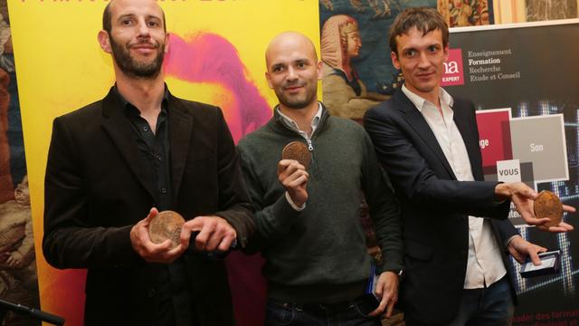 Les lauréats du Prix Albert Londres 2014, ont reçu leur prix à Bordeaux, le 12 mai 2014. [Nicolas Tucat]