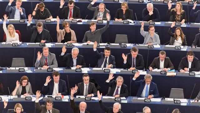 Vote au Parlement européen à Strasbour, ce jeudi 27 novembre 2014. [EPA/PATRICK SEEGER]