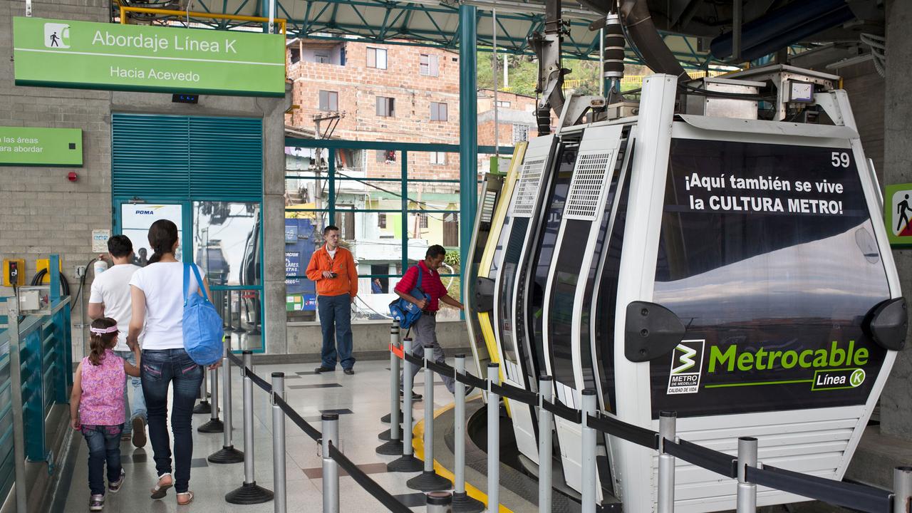 Le "métro-câble" de Medellin en Colombie, un exemple pour Genève? [Franck Guiziou/hemis.fr]