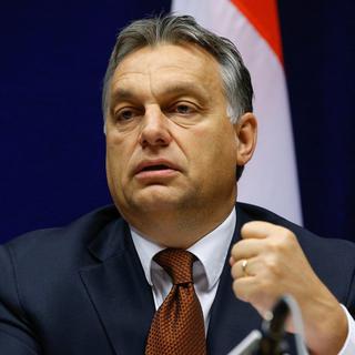 Le gouvernement du Premier ministre Viktor Orban est critiqué pour des réformes controversées des médias et de la justice. [EPA/JULIEN WARNAND]