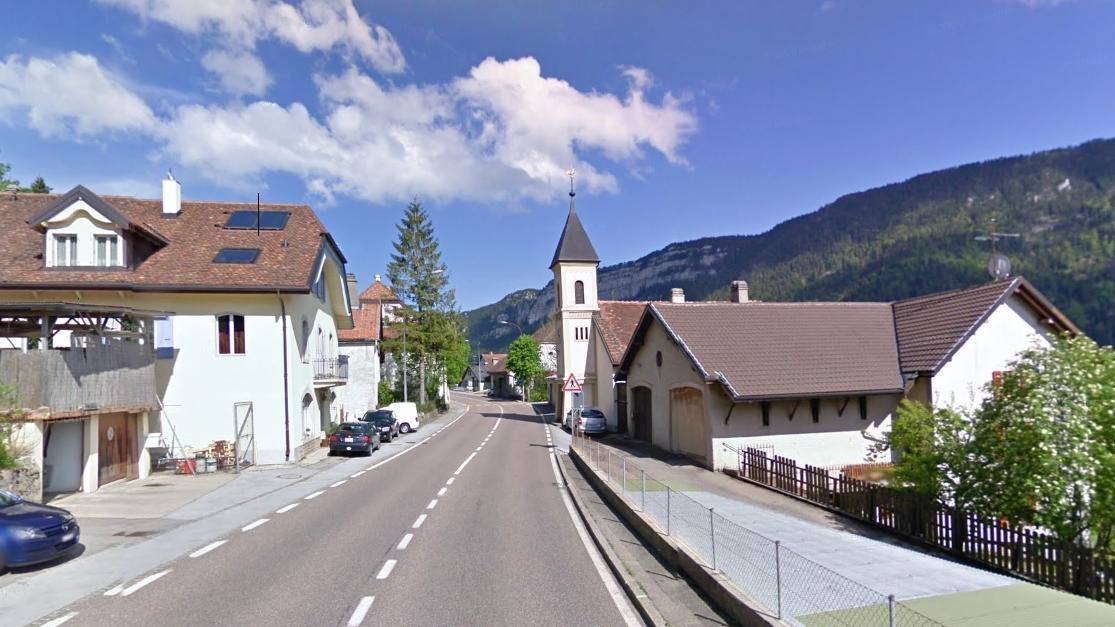 L'entrée du village neuchâtelois de Brot-Dessous. [Google Street View]