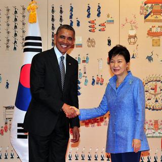 Barack Obama a été reçu par la présidente sud-coréenne Park Geun-hye.