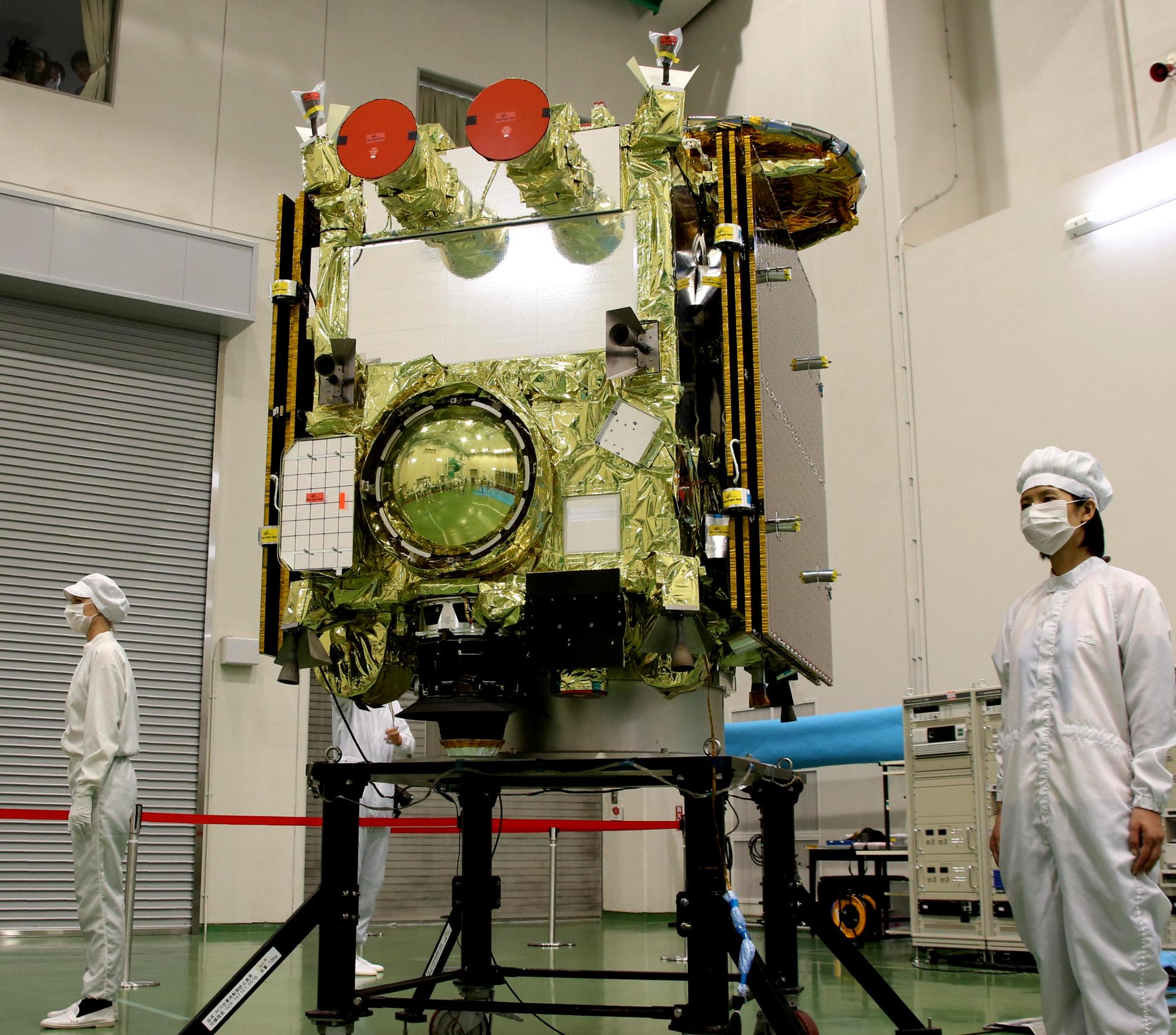La face arrière de la sonde Hayabusa-2. [AFP - The Yomiuri Shimbun]