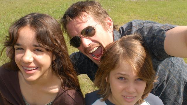 Lorelei Linklater, Ethan Hawke et Ellar Coltrane dans "Boyhood". [Universal]