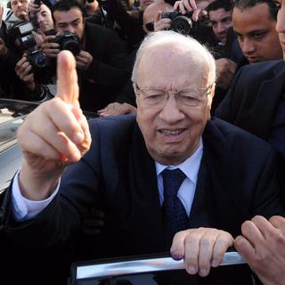 Le leader du parti Nidaa Tounes, photographié dans un bureau de vote de Tunis dimanche. [Keystone - EPA/STR]