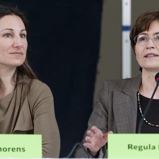 Les co-présidentes des Verts, Adéle Thorens (gauche) et Regula Ritz. [Georgios Kefalas]