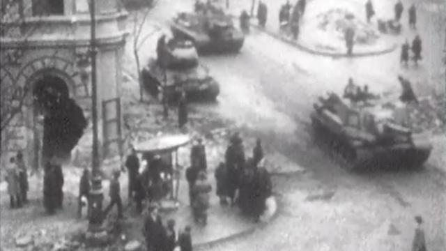 Les Blindés soviétiques entrent dans Budapest, 4 novembre 1956 [RTS - 16.06.1978 Un jour une heure]