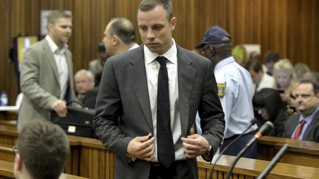 Oscar Pistorius à l'orée de son procès dans un tribunal de Pretoria. [EPA/Keystone - Herman Verwey]