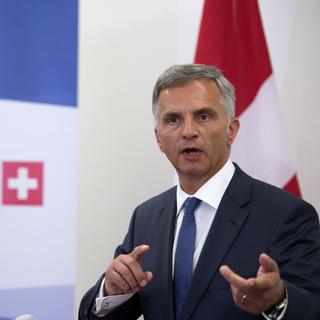 Le président de l'OSCE et président de la Confédération Didier Burkhalter a exprimé sa gratitude à tous les Etats ayant travaillé à cette libération. [Gian Ehrenzeller]