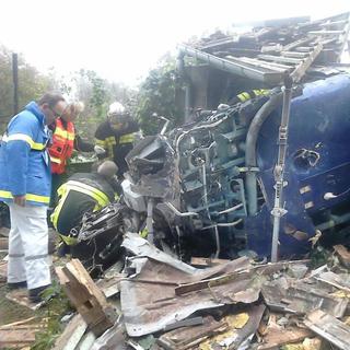 La préfecture du Doubs a publié une photo de l'hélicoptère endommagé dans le crash qui a fait au moins 5 morts.