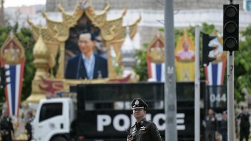 Le site où se tenaient chaque jour les protestations quotidiennes contre le coup d'Etat a été fermé jeudi à Bangkok.